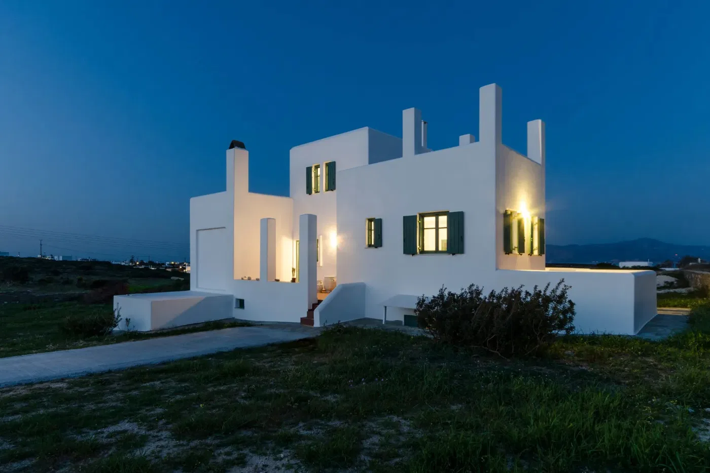 Renovated 220 m² Villa with Five Bedrooms for Sale in Paros, Cyclades