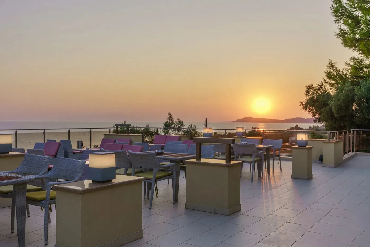 1515 m² Sea View Hotel for Sale in Halkidiki