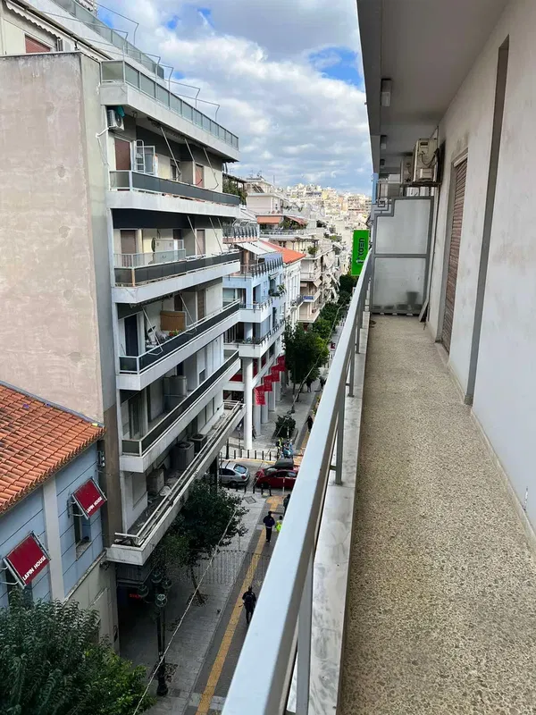 221 m² Apartment with Six Bedrooms for Sale in Piraeus, Piraeus Suburbs — photo 3
