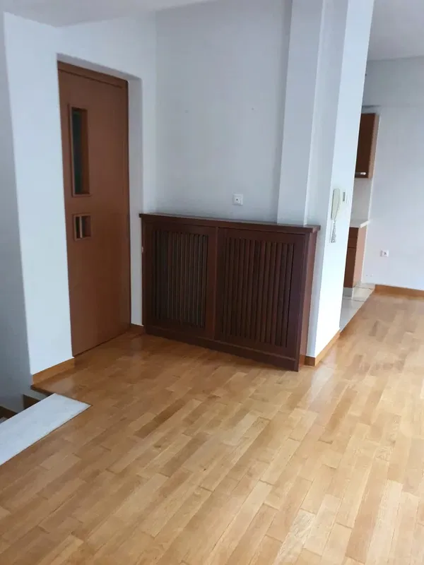 224 m² Villa with Five Bedrooms for Sale in Pefki, Athens Northern suburbs — photo 4