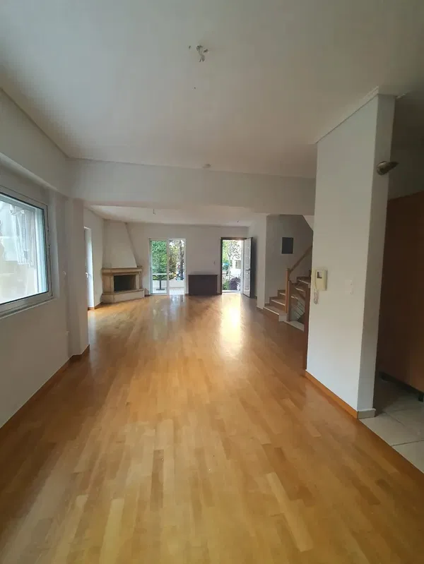224 m² Villa with Five Bedrooms for Sale in Pefki, Athens Northern suburbs