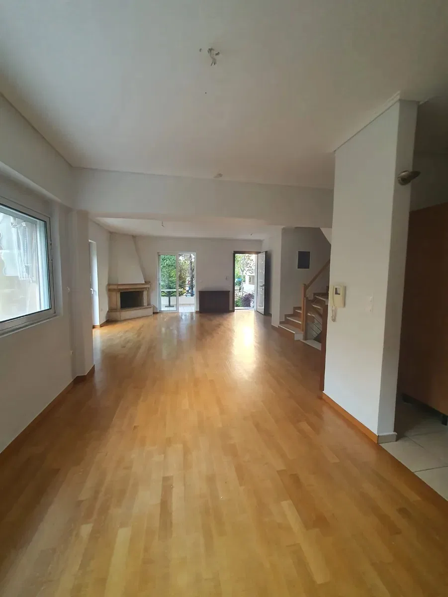 224 m² Villa with Five Bedrooms for Sale in Pefki, Athens Northern suburbs