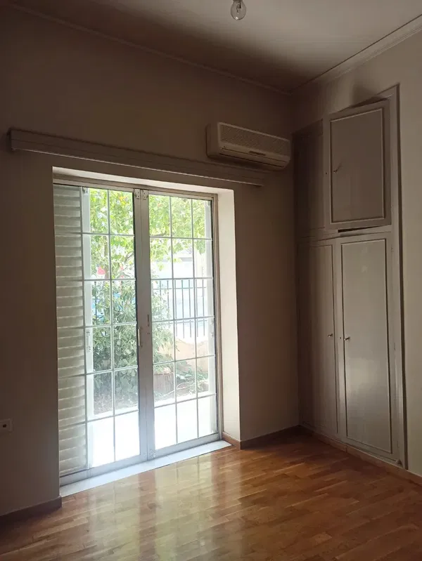 90 m² Two-Bedroom Apartment for Sale in Ilisia, Athens Southern suburbs — photo 3