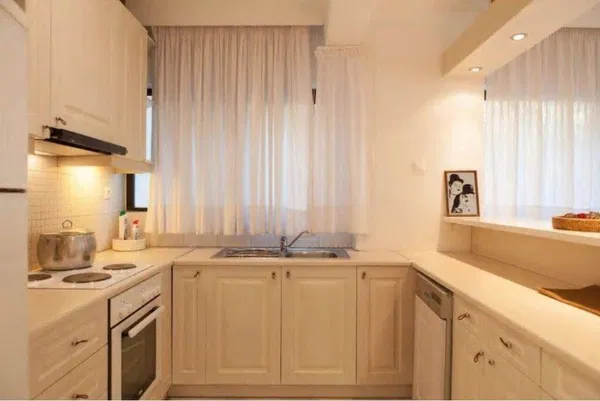 Apartment for rent in Rafina — photo 4