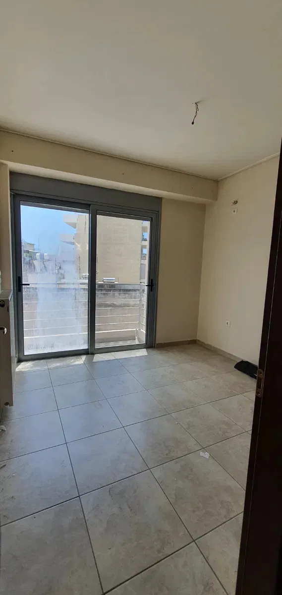 68 m² Apartment with Two Bedrooms for Sale in Gazi - Metaxourgio - Votanikos, Athens Center — photo 4