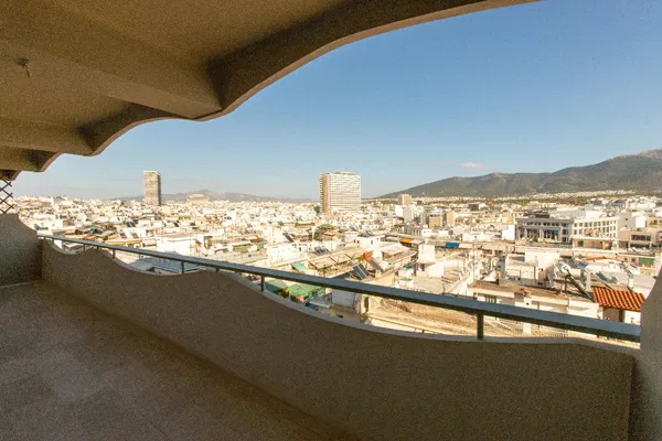 Renovated 88 m² Apartment with Two Bedrooms for Sale in Ampelokipoi, Athens Center