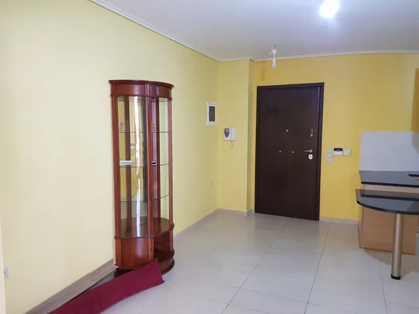 54 m² Apartment with One Bedrooms for Sale in Gazi - Metaxourgio - Votanikos, Athens Center — photo 2
