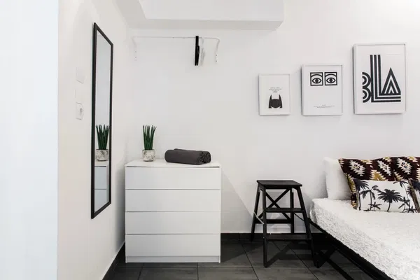 One-Bedroom Apartment for Sale in Mets - Kallimarmaro, Athens Center — photo 5