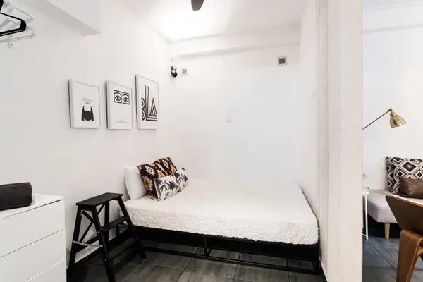 One-Bedroom Apartment for Sale in Mets - Kallimarmaro, Athens Center — photo 2