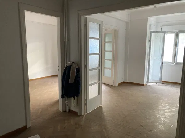 Renovated Three-Bedroom Apartment for Sale in Kolonaki - Lycabettus, Athens Center — photo 5