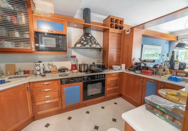 Two-Bedroom Renovated Apartment for Sale in Exarchia - Neapoli, Athens Center — photo 4