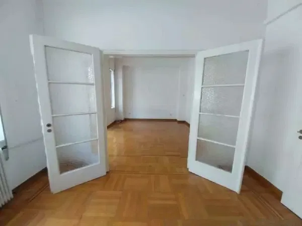 161 m² Three-Bedroom Apartment for Sale in Kolonaki - Lycabettus, Athens Center — photo 4
