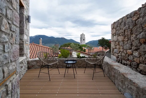 Newly Built 300 m² Villa with Six Bedrooms for Sale in Arachova, Boeotia — photo 2