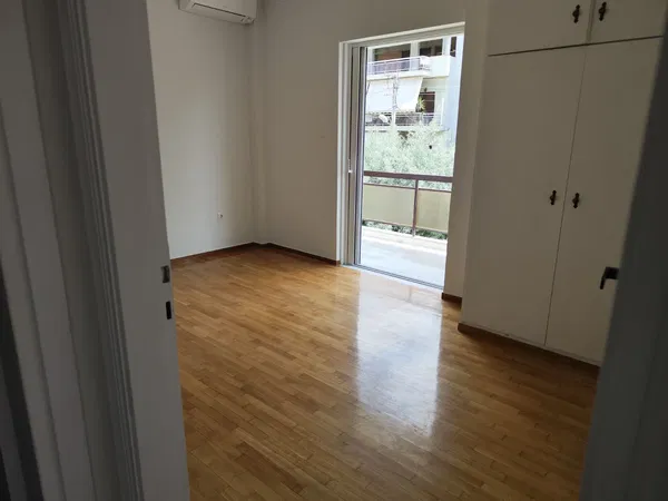 Three-Bedroom Renovated Apartment for Sale in Ilioupoli, Athens Southern suburbs — photo 4