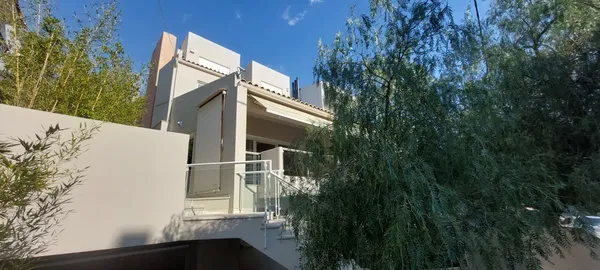 370 m² Four-Bedroom Villa for Sale in Voula, Athens Southern suburbs — photo 2