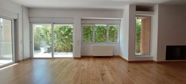 370 m² Four-Bedroom Villa for Sale in Voula, Athens Southern suburbs — photo 3