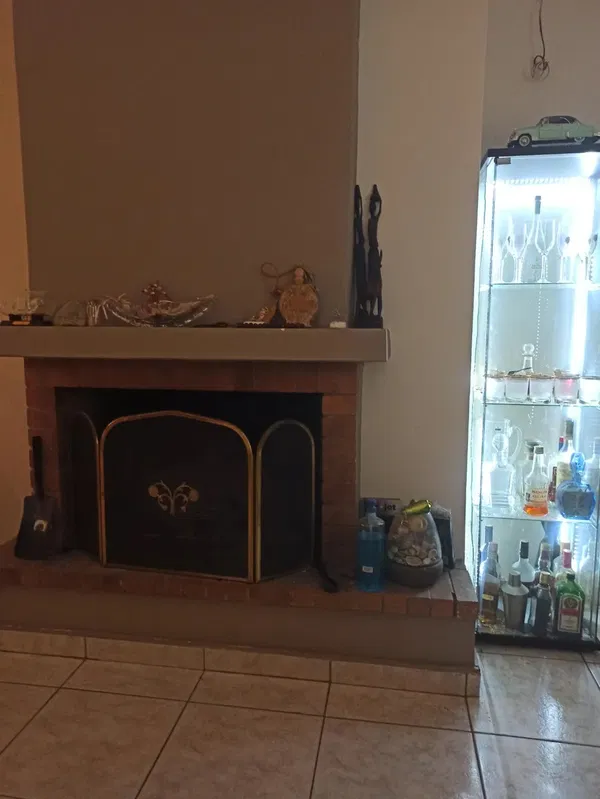 Sea-View Two-Bedroom Apartment for Sale in Saronida, Attica — photo 4