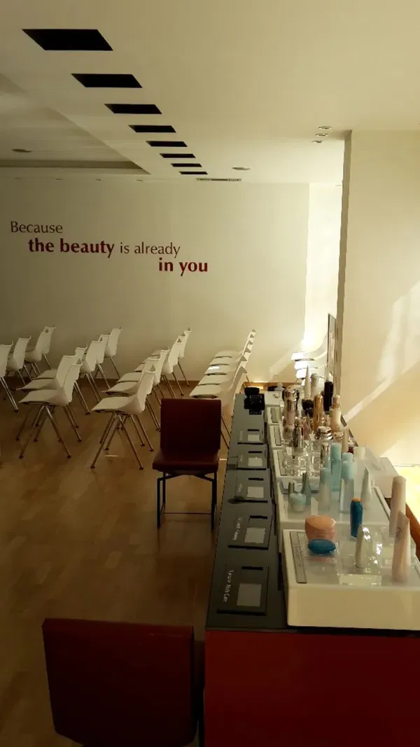 300 m² Renovated Business for Sale in Center Athens, Athens Center — photo 2