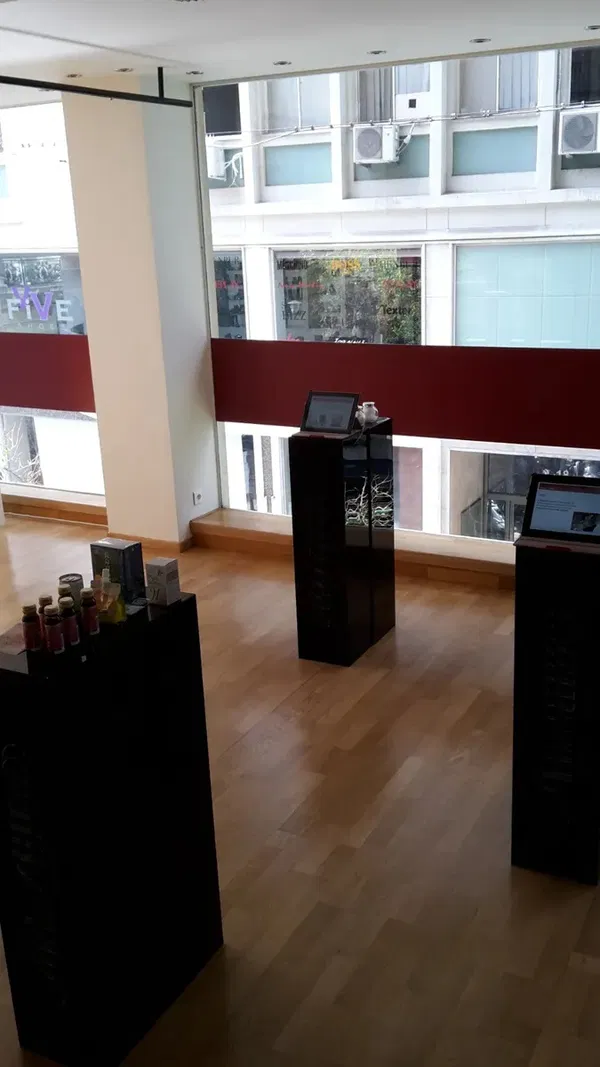 300 m² Renovated Business for Sale in Center Athens, Athens Center — photo 4
