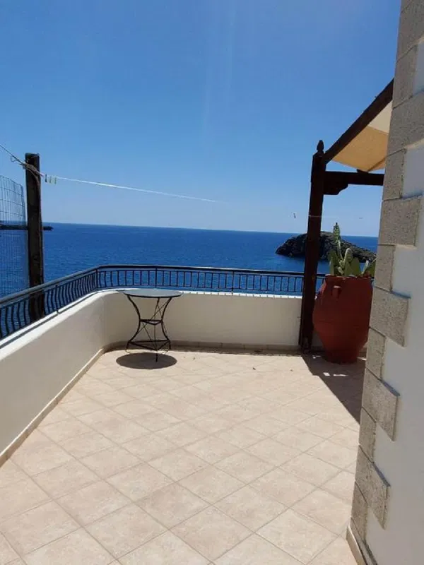 Sea-View Hotel for Sale in kaloi Limenes Heraklion, Faistos — photo 3