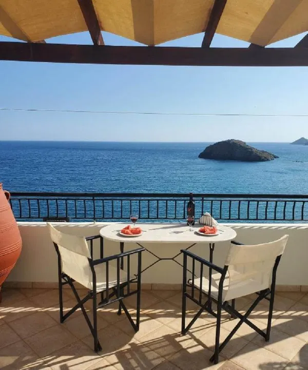 Sea-View Hotel for Sale in kaloi Limenes Heraklion, Faistos — photo 4