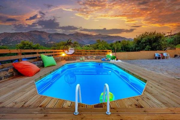 Sea View Eight-Bedroom Villa for Sale in Sisi Lasithi, Vrahasi — photo 4