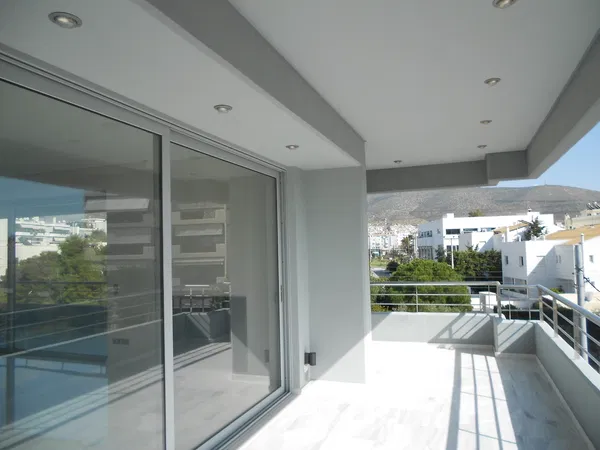 1350 m² Sea-View Building for Sale in Glyfada, Athens Southern suburbs — photo 2