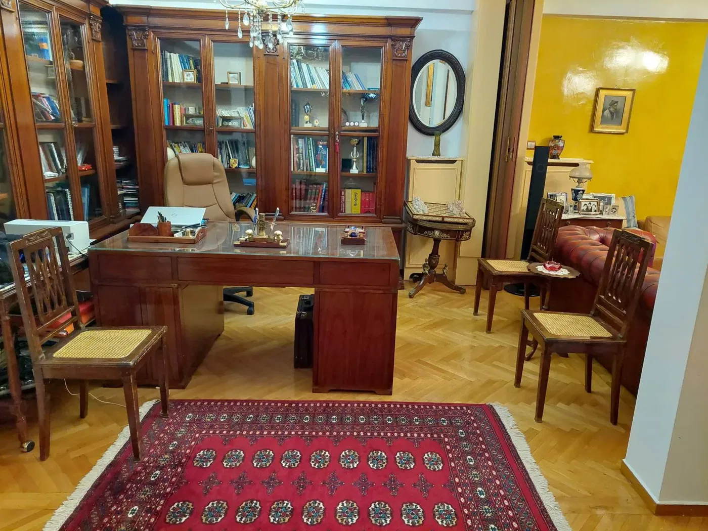 105 m² Two-Bedroom Renovated Apartment for Sale in Kolonaki - Lycabettus, Athens Center