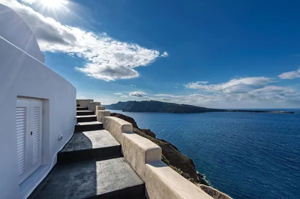 Two-Bedroom Sea-View Villa for Sale in Santorini, Cyclades — photo 4