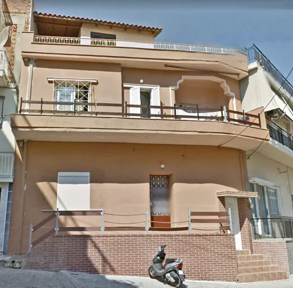 Building for Sale in Piraeus Maniatika, Piraeus