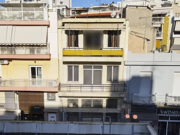 Building for Sale in Drapetsona, Piraeus