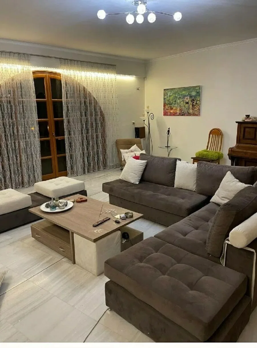 140 m² Three-Bedroom Apartment for Sale in Peristeri, Athens Western Suburbs