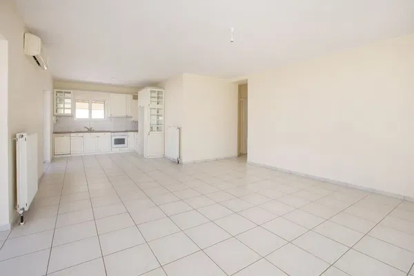 Sea View 125 m² Apartment with Three Bedrooms for Sale in Glyfada, Athens Southern suburbs — photo 3