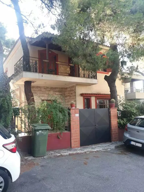 Renovated 160 m² Villa with Four Bedrooms for Sale in Kifisia, Athens Northern suburbs — photo 2