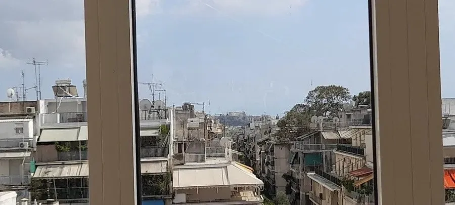 160 m² Three-Bedroom Apartment for Sale in Kypseli, Athens Center
