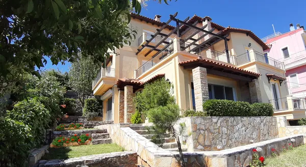 Sea View 320 m² Villa with Five Bedrooms for Sale in Kalamos, Oropou — photo 2