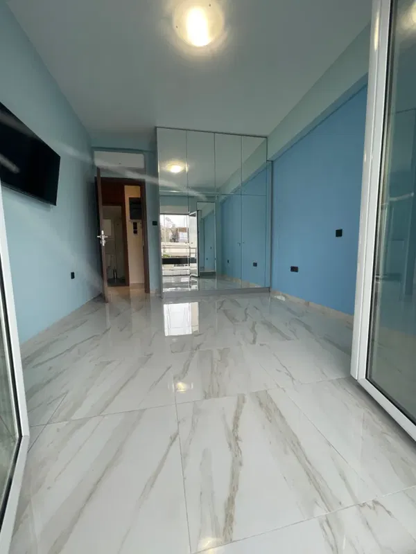 78 m² Renovated Two-Bedroom Apartment for Sale in Piraeus, Piraeus Suburbs — photo 2