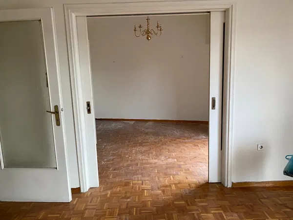 90 m² Apartment with Three Bedrooms for Sale in Center Athens, Athens Center — photo 3