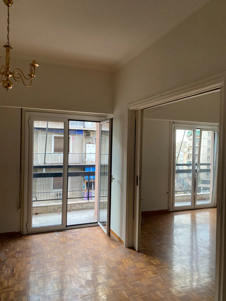 90 m² Apartment with Three Bedrooms for Sale in Center Athens, Athens Center