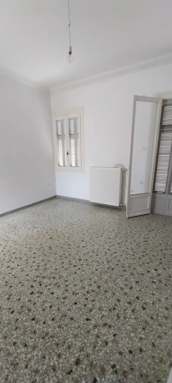 100 m² Apartment with Three Bedrooms for Sale in Piraeus, Piraeus Suburbs — photo 5