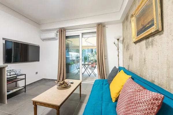 Apartment for Sale in Mets - Kallimarmaro, Athens Center — photo 2