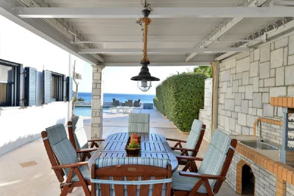 Two-Bedroom Sea View Villa for Sale in Anavyssos, Attica — photo 3