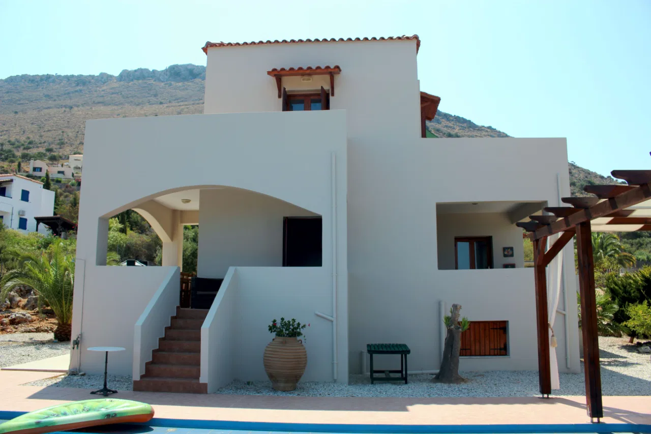 Sea-View Five-Bedroom Villa for Sale in Kokkino Chorio, Apokoronas