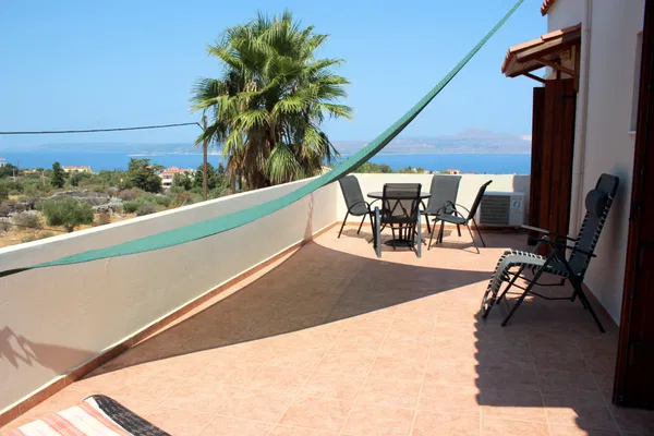 Sea-View Five-Bedroom Villa for Sale in Kokkino Chorio, Apokoronas — photo 5