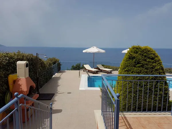 Eight-Bedroom Sea View Villa for Sale in Kefalonia, Ionian Islands — photo 4