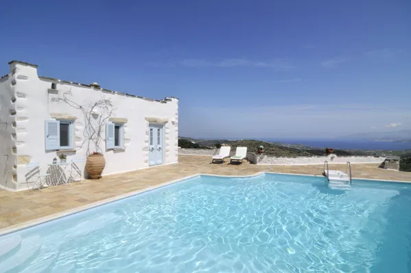 Sea View Four-Bedroom Villa for Sale in Paros, Cyclades — photo 4