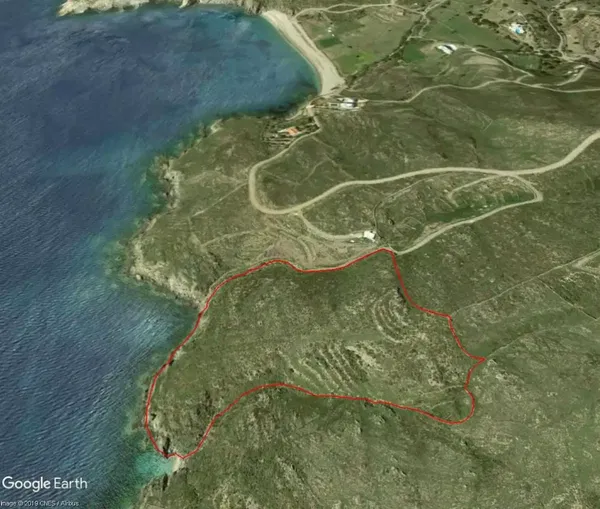 Seafront 30,000 m² Plot of Land for Sale in Andros, Cyclades — photo 2
