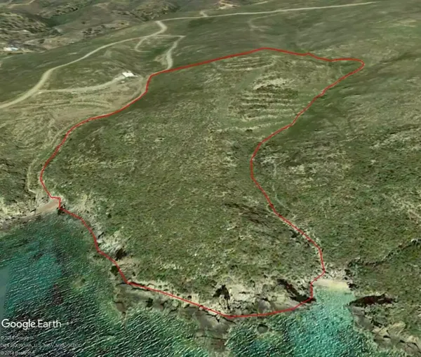 Seafront 30,000 m² Plot of Land for Sale in Andros, Cyclades — photo 5