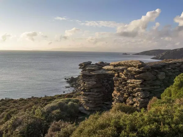 Seafront 30,000 m² Plot of Land for Sale in Andros, Cyclades — photo 4