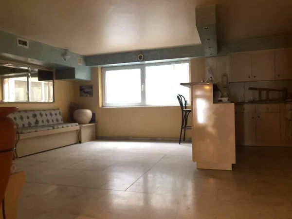 670 m² Building for Sale in Piraeus, Piraeus Suburbs — photo 3